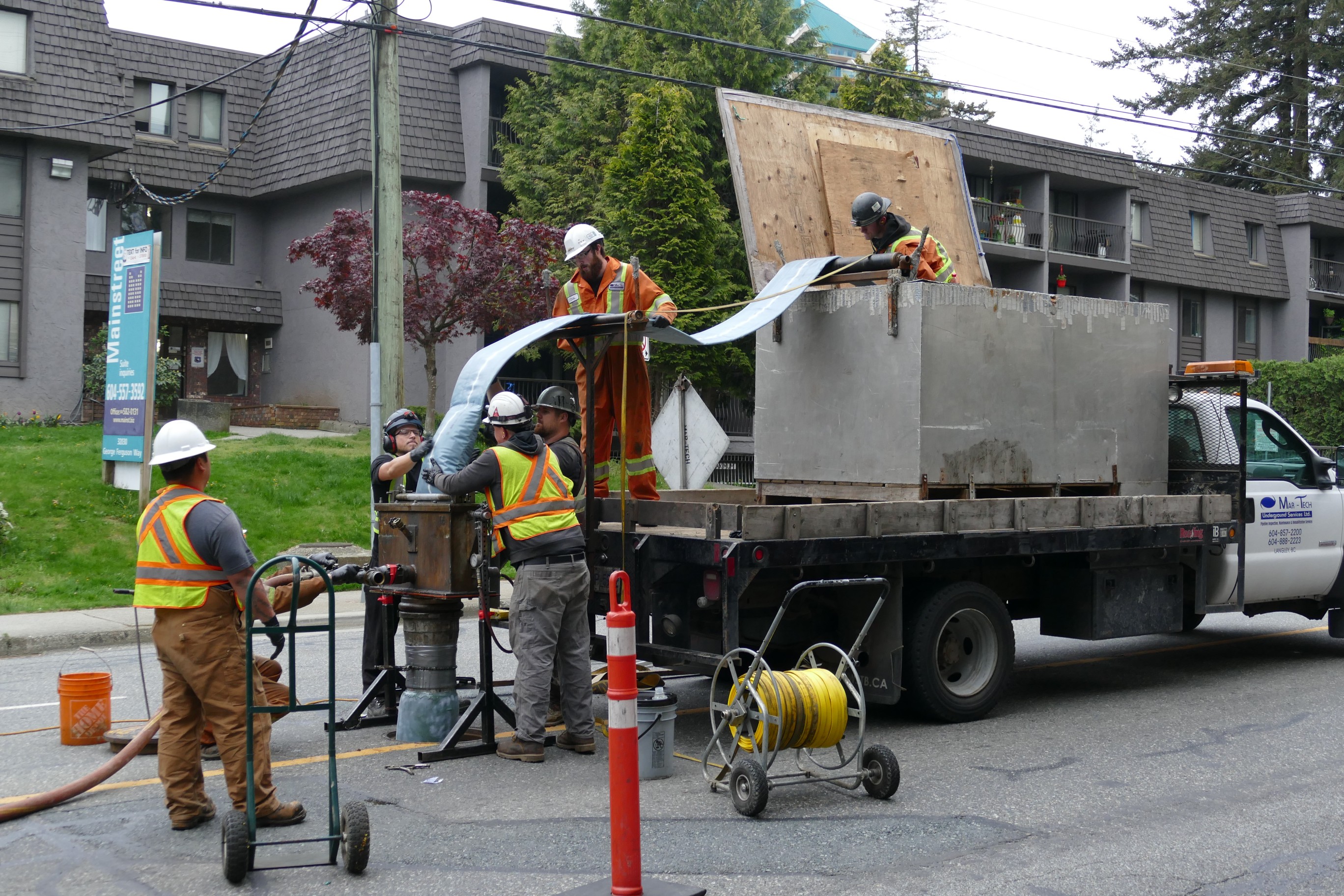 CIPP (Cured In Place Pipe) PW Trenchless