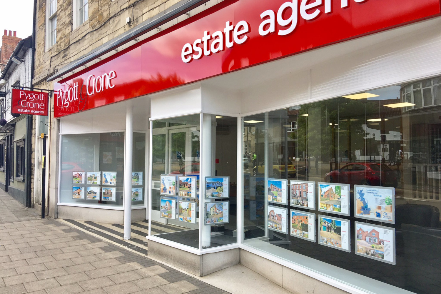 Estate Agents Grantham Pygott & Crone Book a Free Valuation Online
