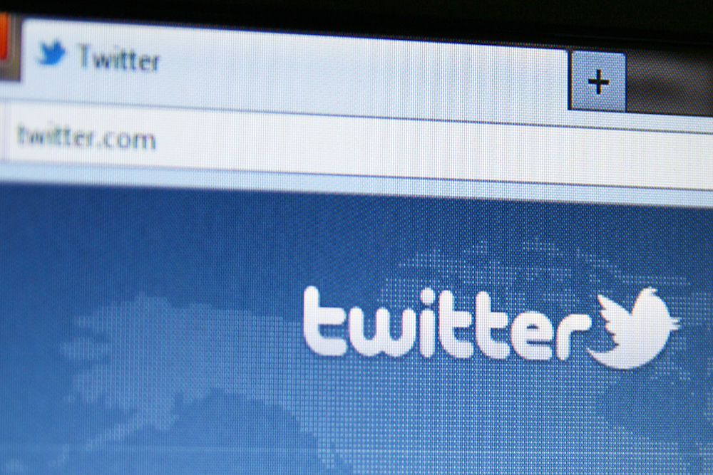 Twitter Shares Fall After Warning Of Lower MAUs