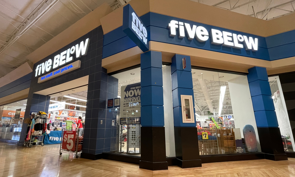 Five Below Says ‘Value and Fun’ Drive BetterThanExpected Sales(02)