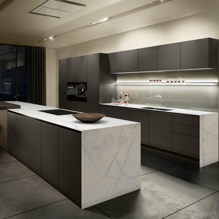 Grey Lacquer Kitchen