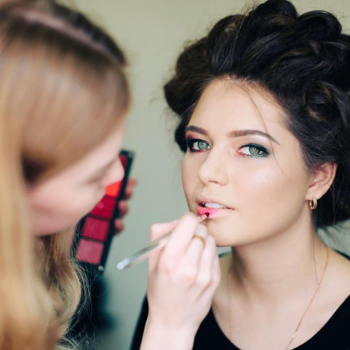 Nathan's Advice Which Makeup Artist Classes Are Right for You? QC Makeup Academy Nathan's Advice Which Makeup Artist Classes Are Right for You? QC Makeup Academy