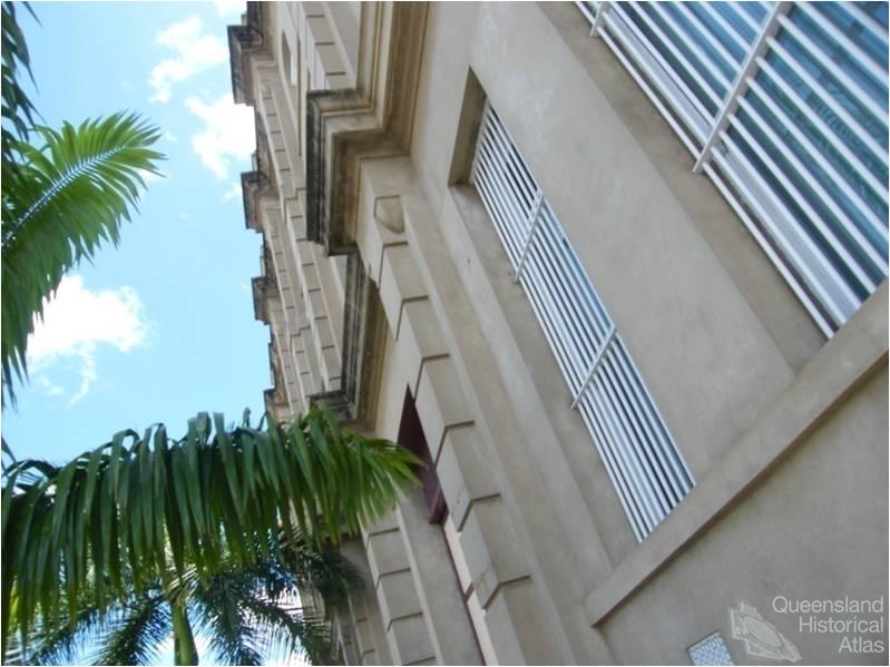 Walter Reid Cultural Centre, Rockhampton back again Queensland