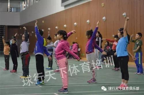 018青少年儿童羽毛球长训"