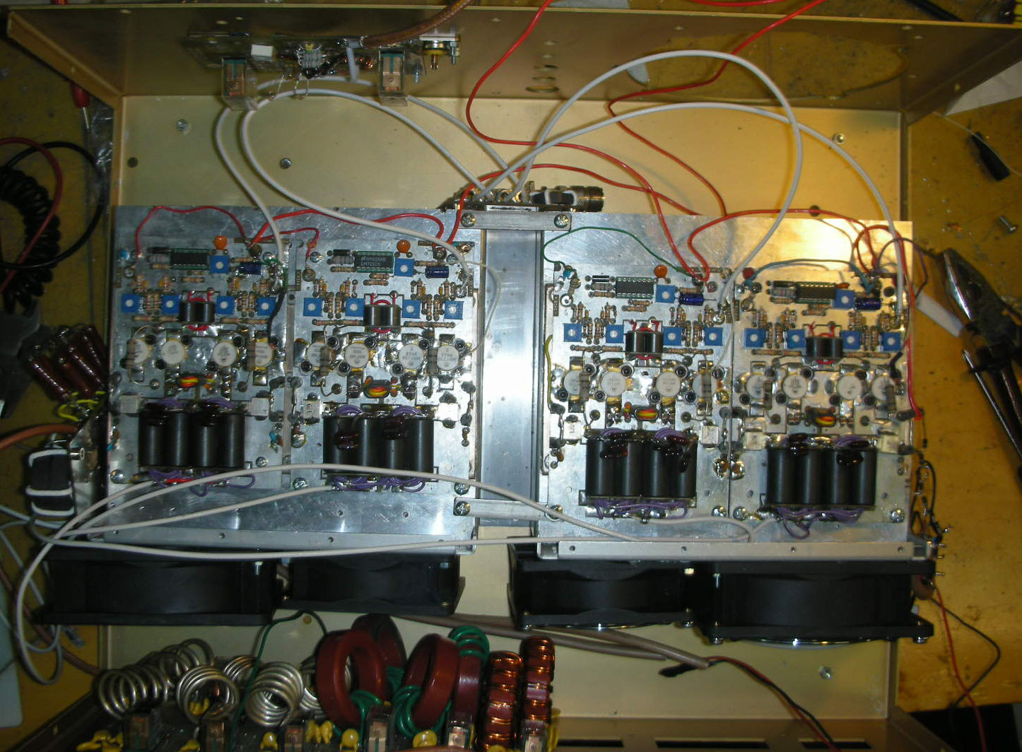 Solid State HF Amplifier with 16 mrf150 AMPLIFICATORE LINEARE HF