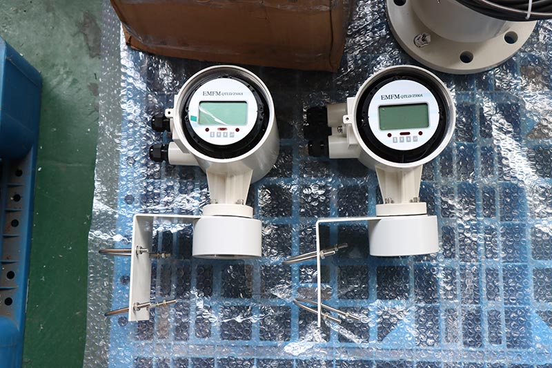 wireless data logger inline flow meterQ&T Instrument Co.,Ltd