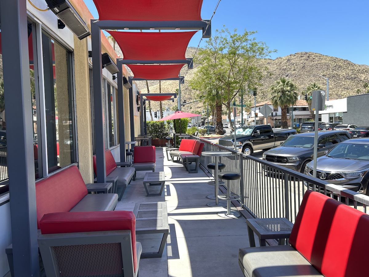 Gallery Quadz Video Bar Palm Springs