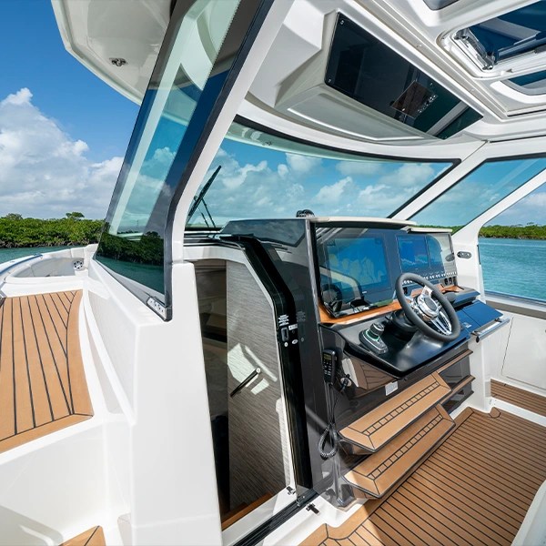 Boat Service Center Quality Marine Tampa, FL