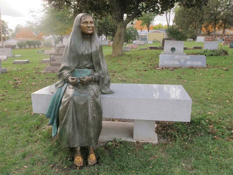 Custom Metal Bronze Statue Makers R2 Quality Castings Wisconsin