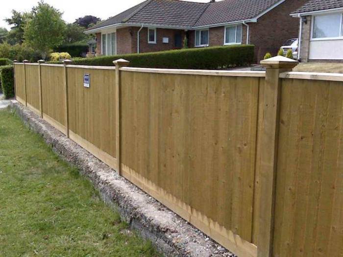 027.jpg Kent's Fencing Specialists