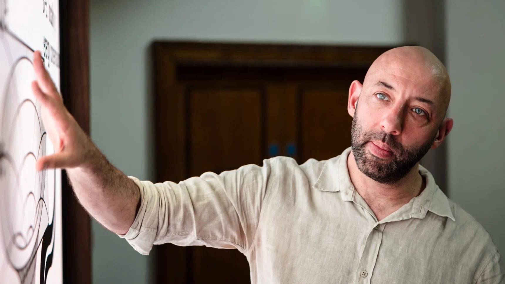 The Physicist Who Bets That Gravity Can’t Be Quantized Quanta Magazine