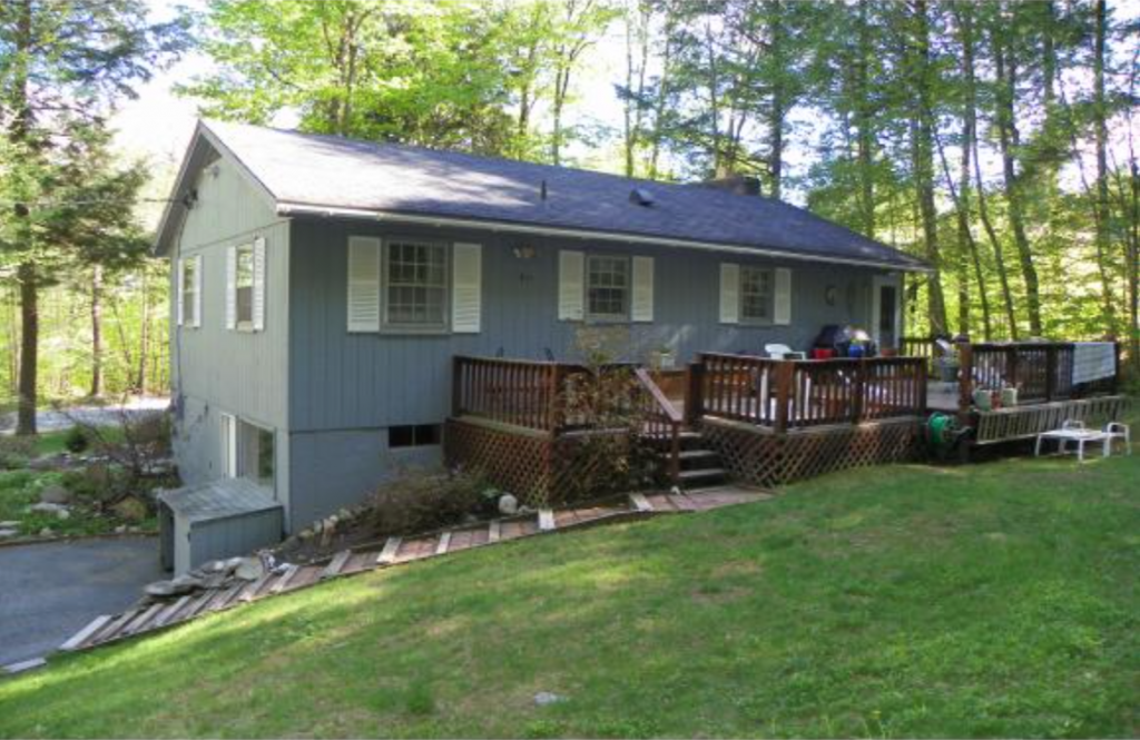 Beautiful Quechee home for under 150,000 • Vermont and New Hampshire Real Estate Quechee