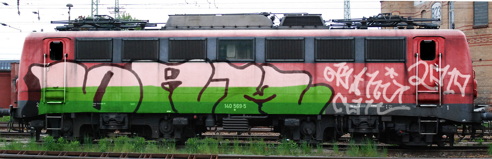 Train Graffiti ← a graffiti Speedpaint drawing by 7Jozef7 Queeky