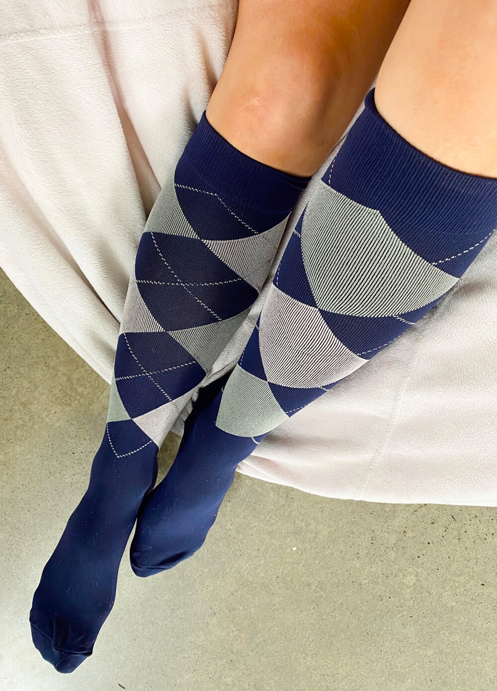 Mama Sox Excite Maternity Compression Socks in Navy Argyle