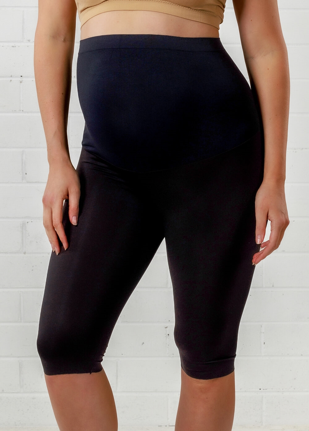 Queen Bee Charlie Knee Length Maternity Legging in Black