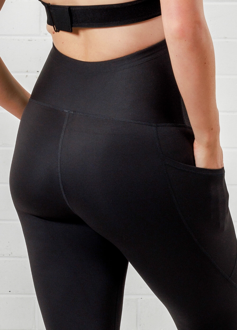 Queen Bee Sutton Maternity Active Pocket Legging in Black