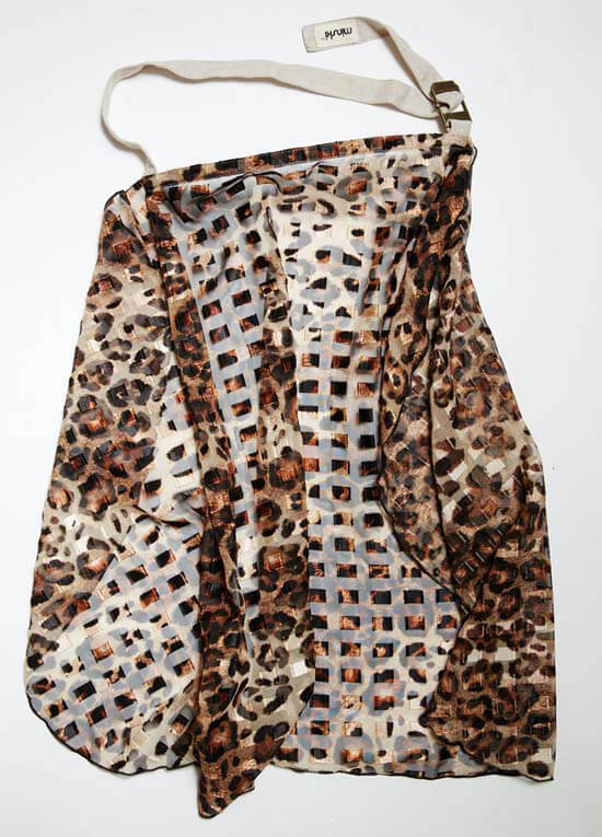 Breastfeeding Cover in Leopard Print by Minski Co