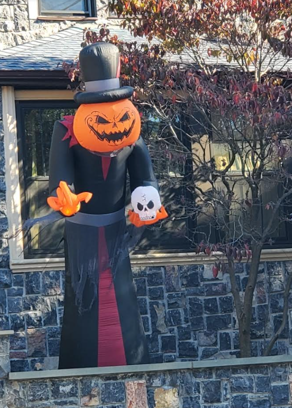 Great Halloween Decorations in Bay Ridge