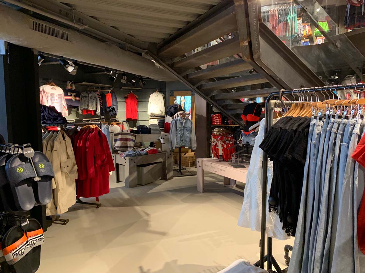 SUPERDRY Quest Builders Group