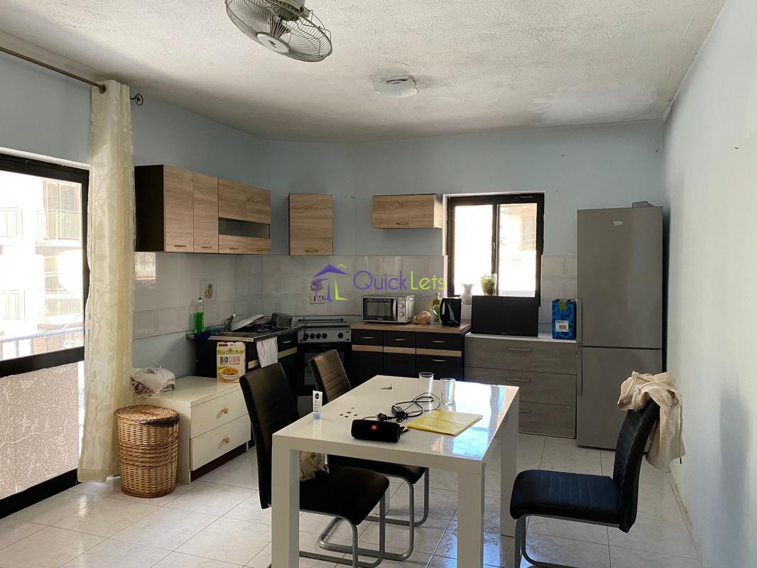 Apartments in Bugibba REF 50643