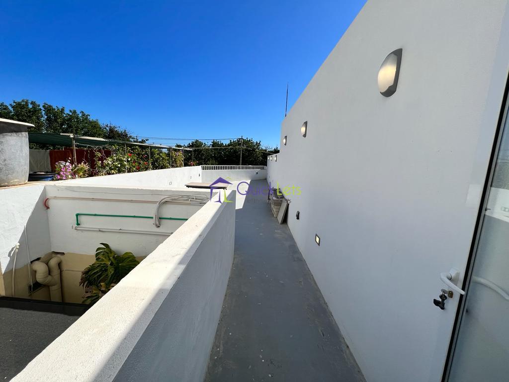 Apartments in Paola REF 70212