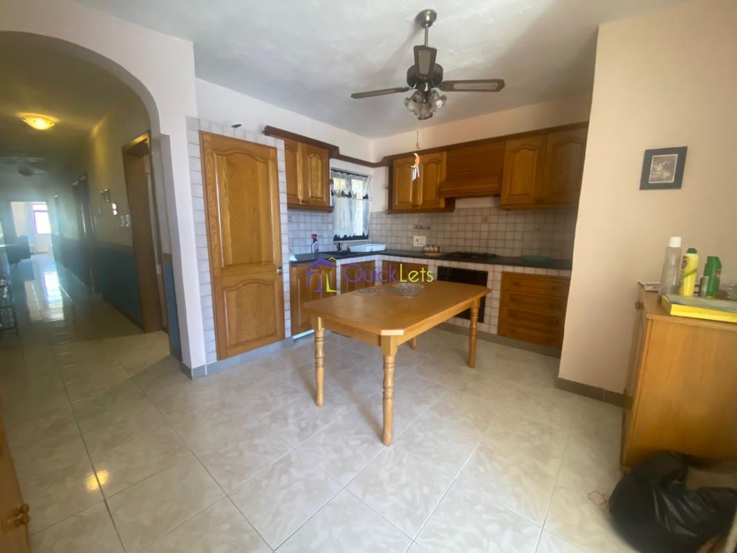 Apartments in St. Paul's Bay REF 70980