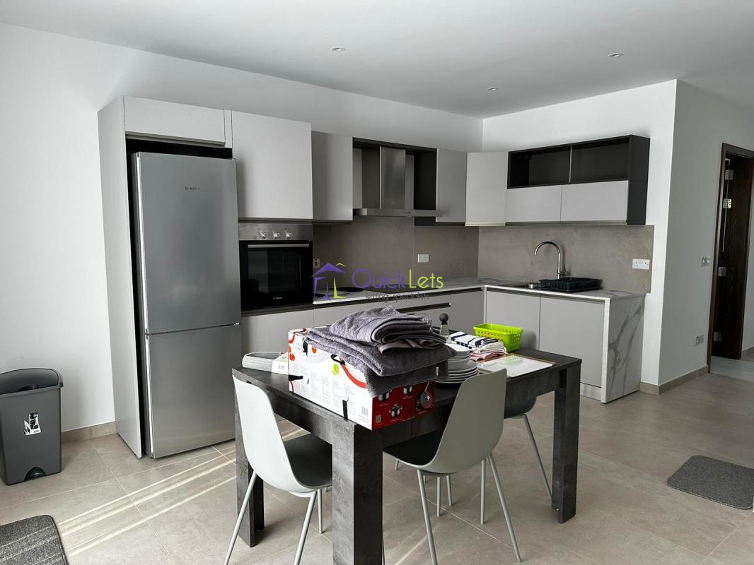 Penthouses in Zebbug REF 72040