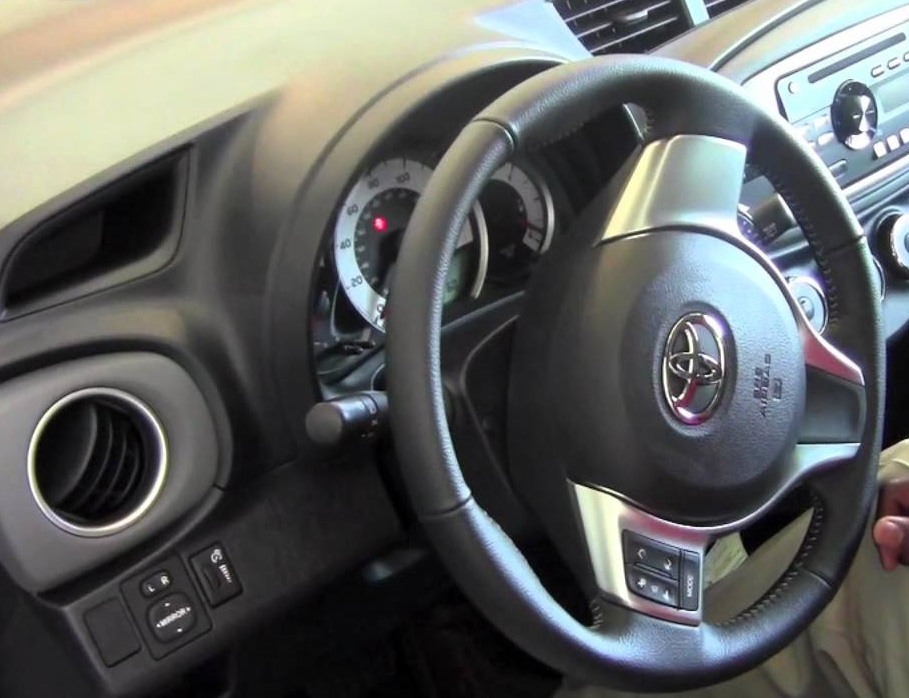 How to Center my Steering Wheel