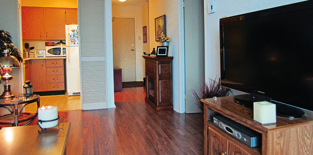 Interiors of the One Bedroom Suite Quinte Living Centre