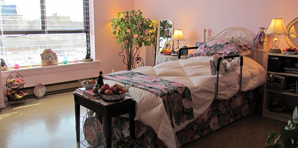 Interiors Views of Studio Suite Quinte Living Centre