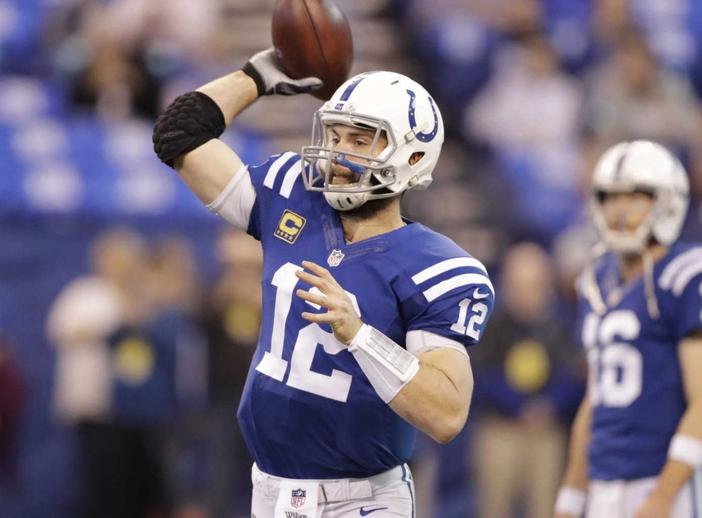 Luck não deve iniciar 2017 na PUP; veja boletim de lesões