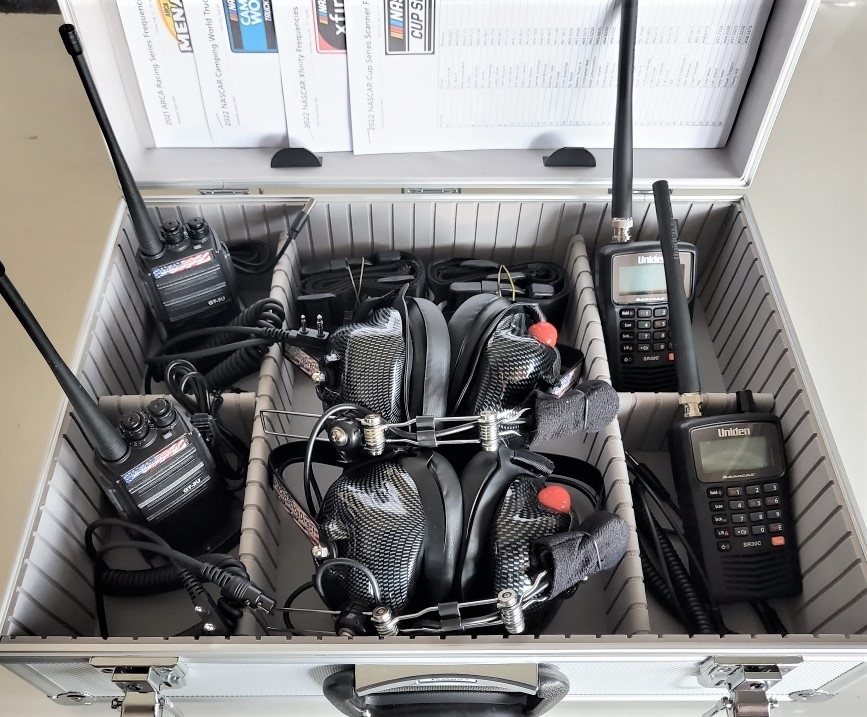 ULTIMATE NASCAR FANSCAN KIT WITH SCANNERS Race Radios Direct