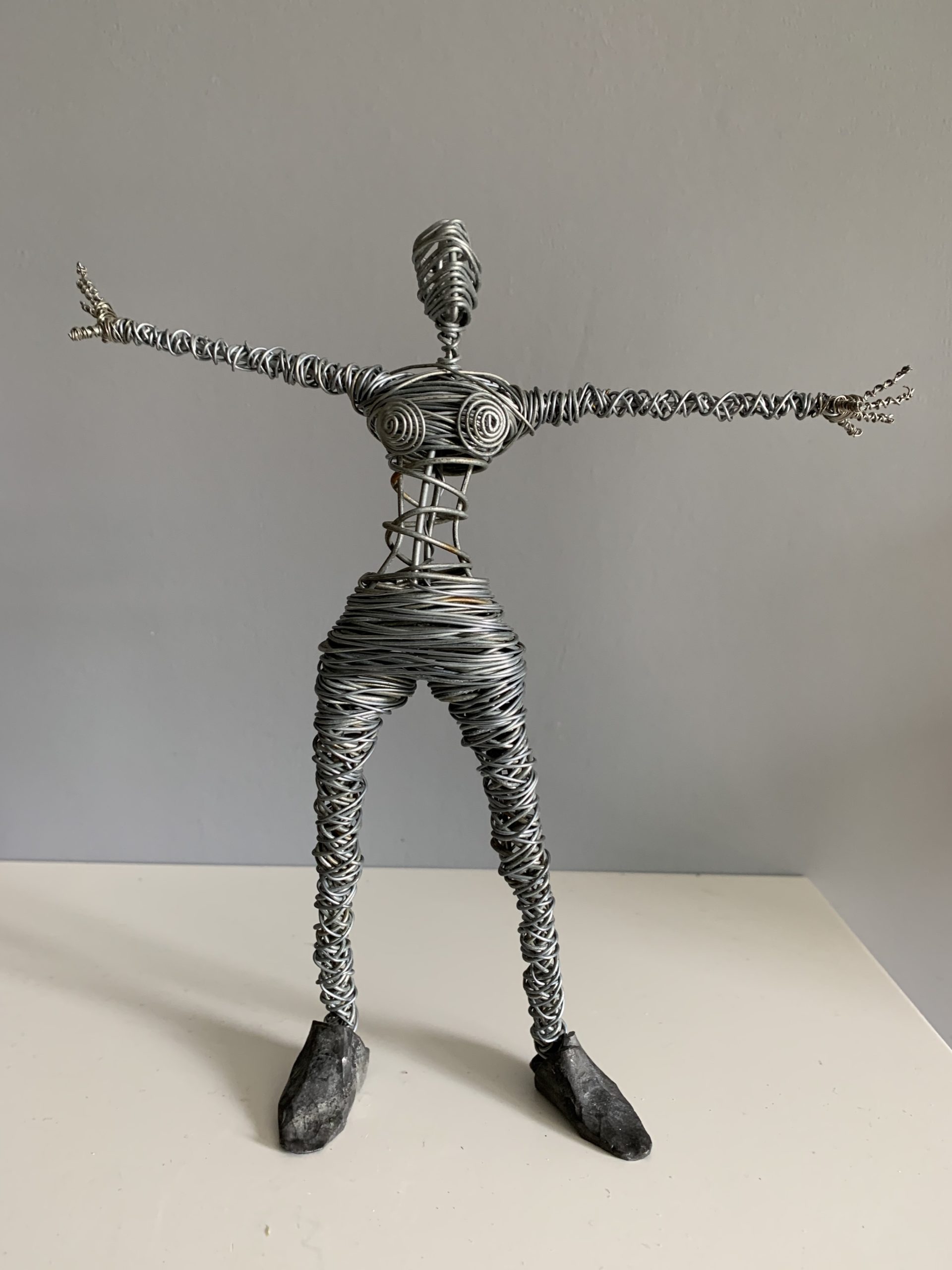 SRD27 Wire Figure Arms Out Rachel Ducker Wire Sculpture
