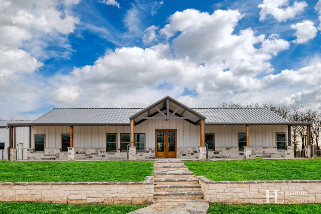 Do Barndominiums Stay Warm in Winter? Barndominium Living Your Guide to Modern Barn Homes
