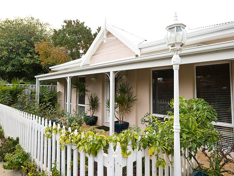 slider_2 Radi Estates