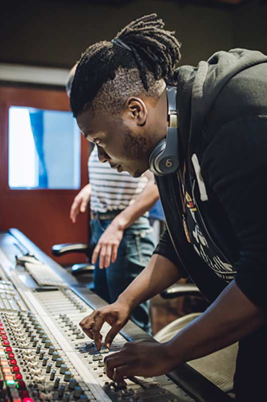 Baltimore, Maryland Radio Schools Radio Broadcasting School