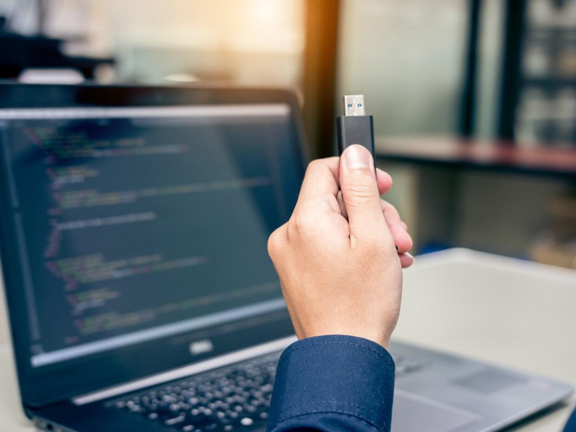 Cómo arrancar el ordenador desde un USB fácilmente Radio EME
