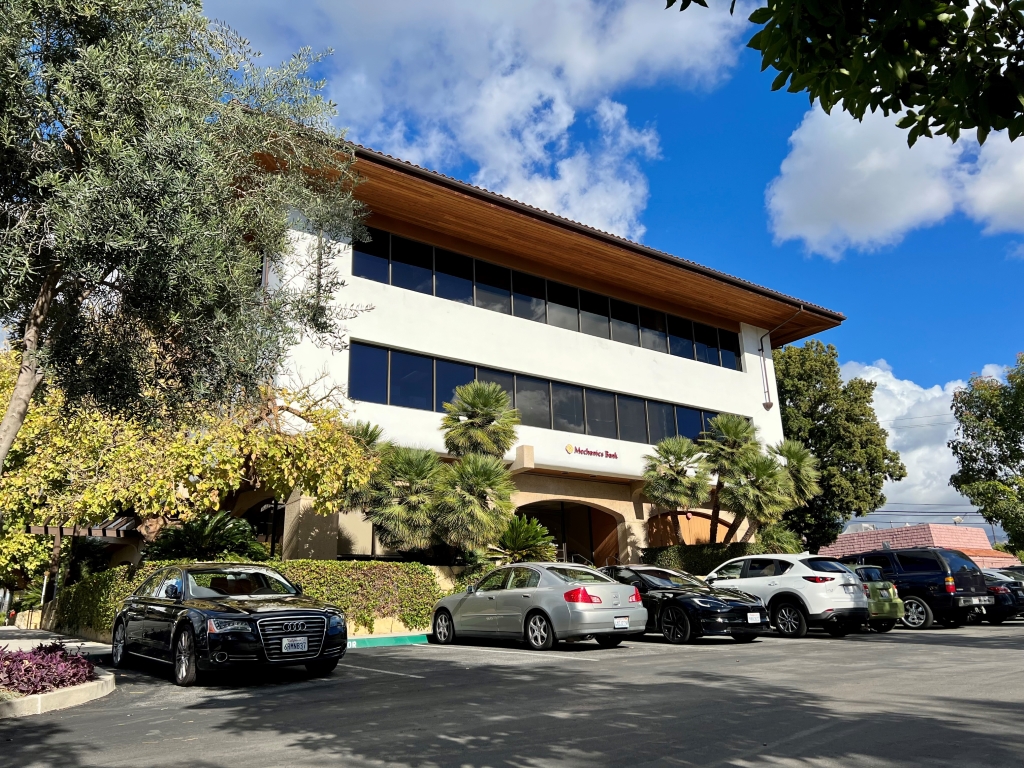 3757 State St. Santa Barbara, CA 93105 Radius Commercial Real Estate