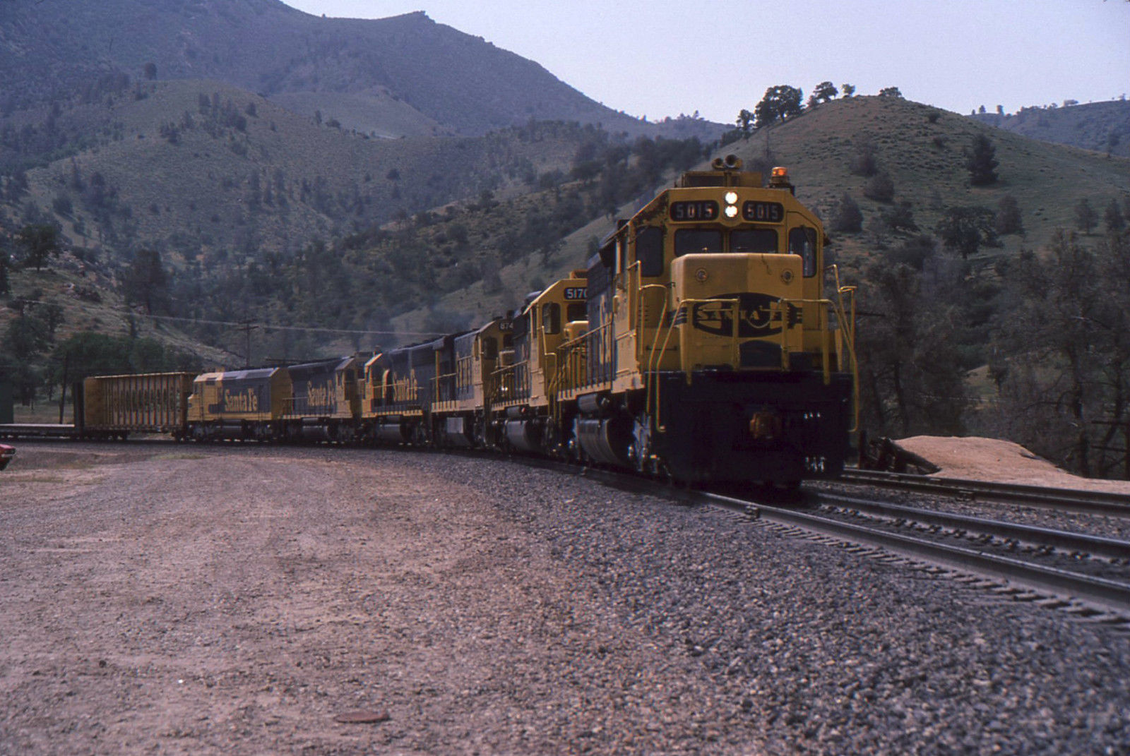 Railfan Guide to Tehachapi Loop CA