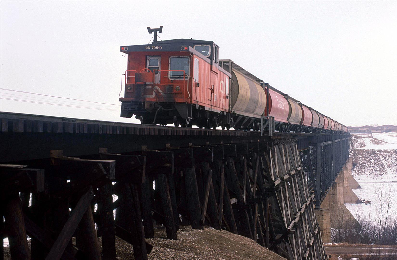 Railpictures.ca Steve Young Photo The rear end of an empty grain