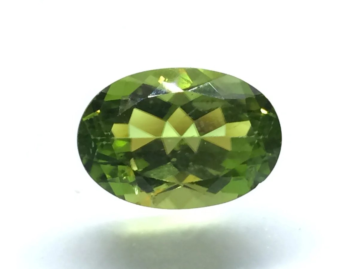 6.72 Carats Peridot ( 7.47 Ratti Peridot ) Rajendra's Gems World