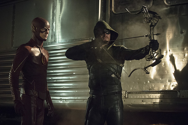 Images From The 2nd Part Of THE FLASH/ARROW Crossover
