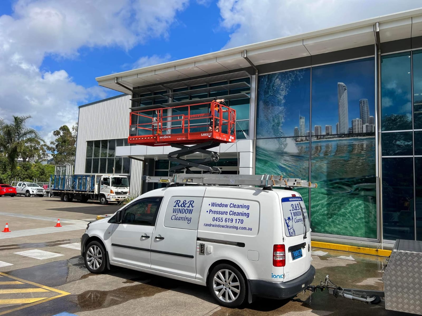 About Us R&R Window Cleaning Professional Window Cleaning Gold