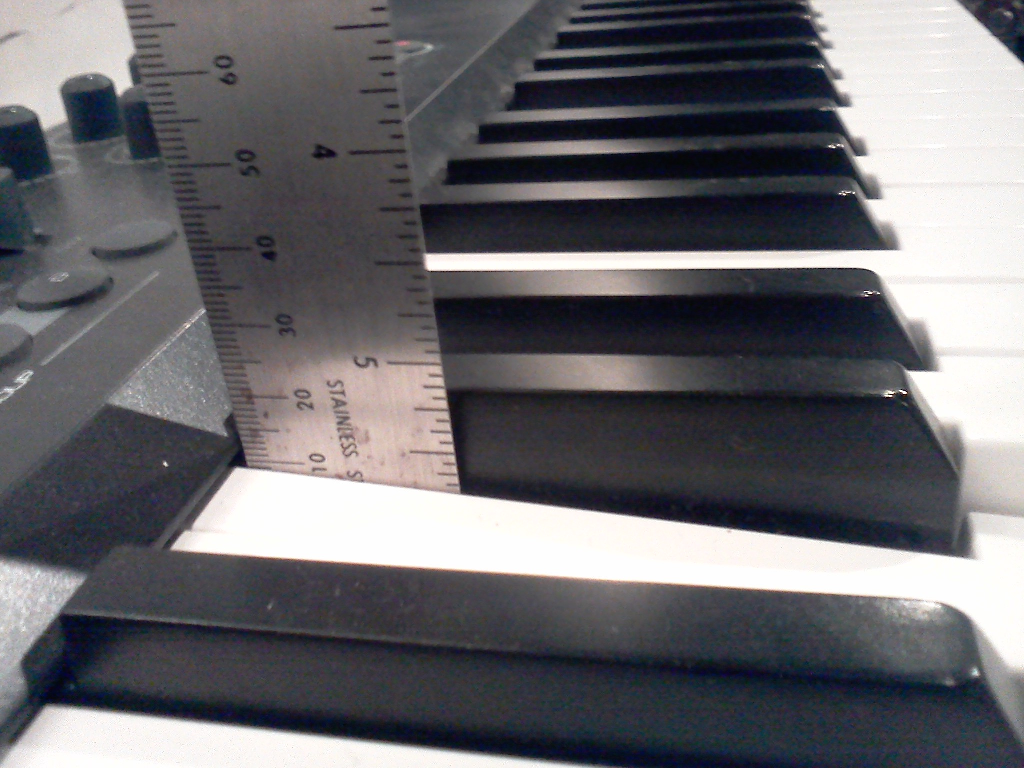 Bad Digital Keyboard Actions (Why does it hurt when I play?) Randy