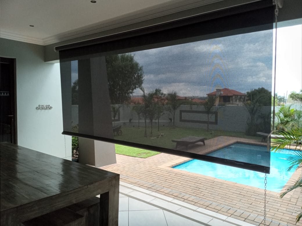 Rapid dawn All weather blinds and enclosures Outdoorblinds