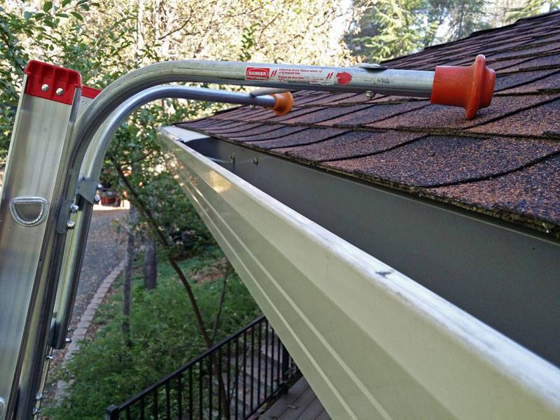 Using A Ladder Standoff Raptor Gutter Guard®