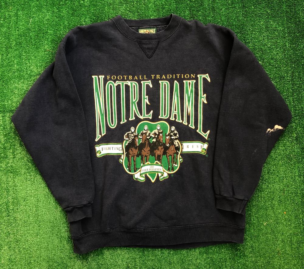 90’s Notre Dame Fighting Irish NCAA Football Crewneck Sweatshirt Size