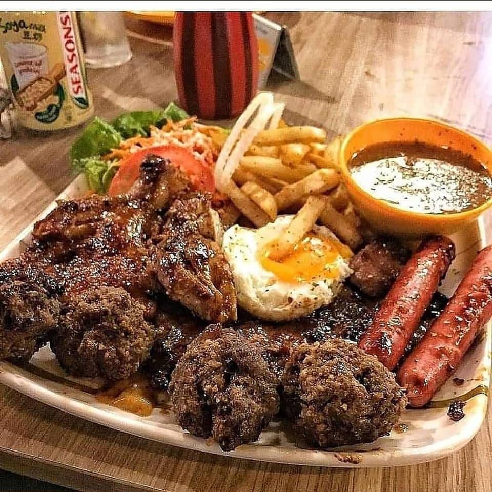 Jom Sambut Hari Jadi Di Grella's Cabin Shah Alam