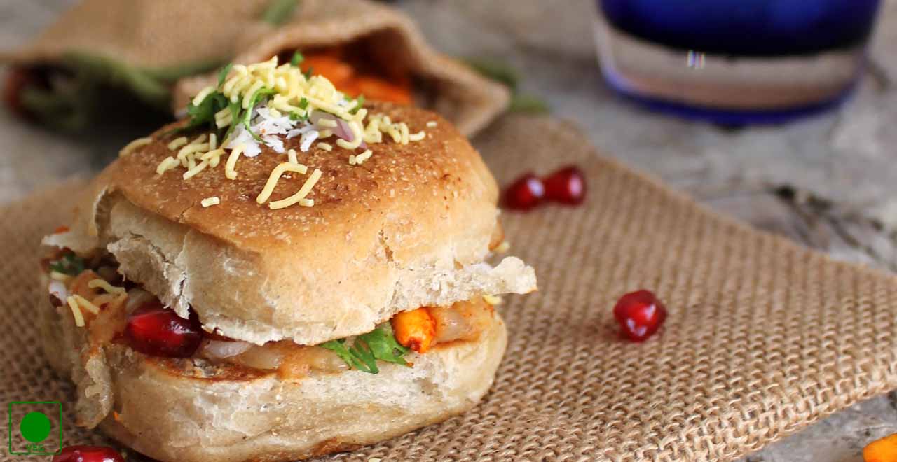Kacchi Dabeli Recipe How to Make Dabeli Gujarati Street Food Recipe