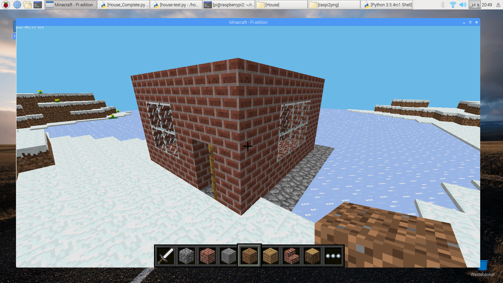 Build a house in Minecraft using Python Raspberry Pi